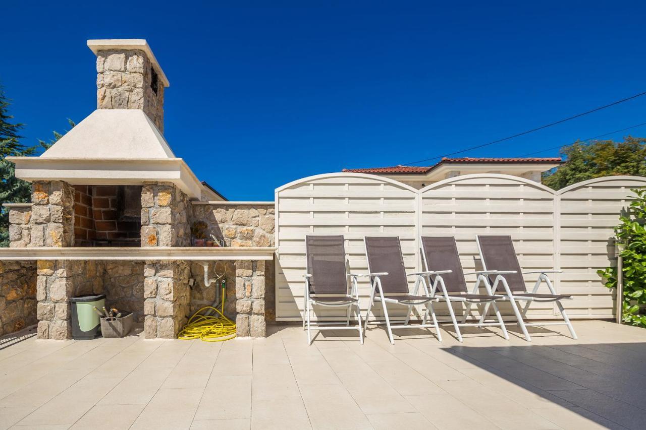 Villa Lurda Linardici Krk Bagian luar foto